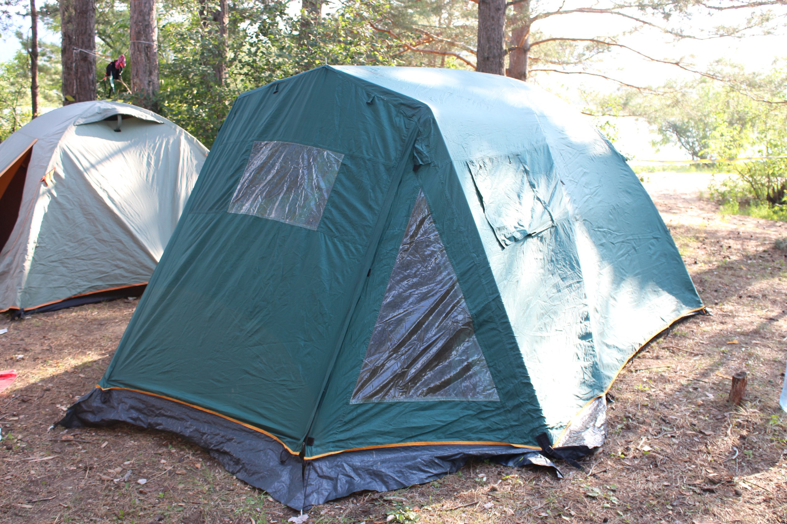 Аренда: Палатка туристическая 4-х местная кемпинговая